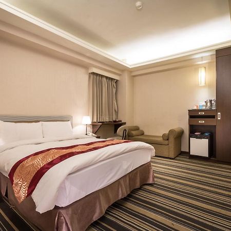 Country Garden Hotel Chiayi City Exterior photo