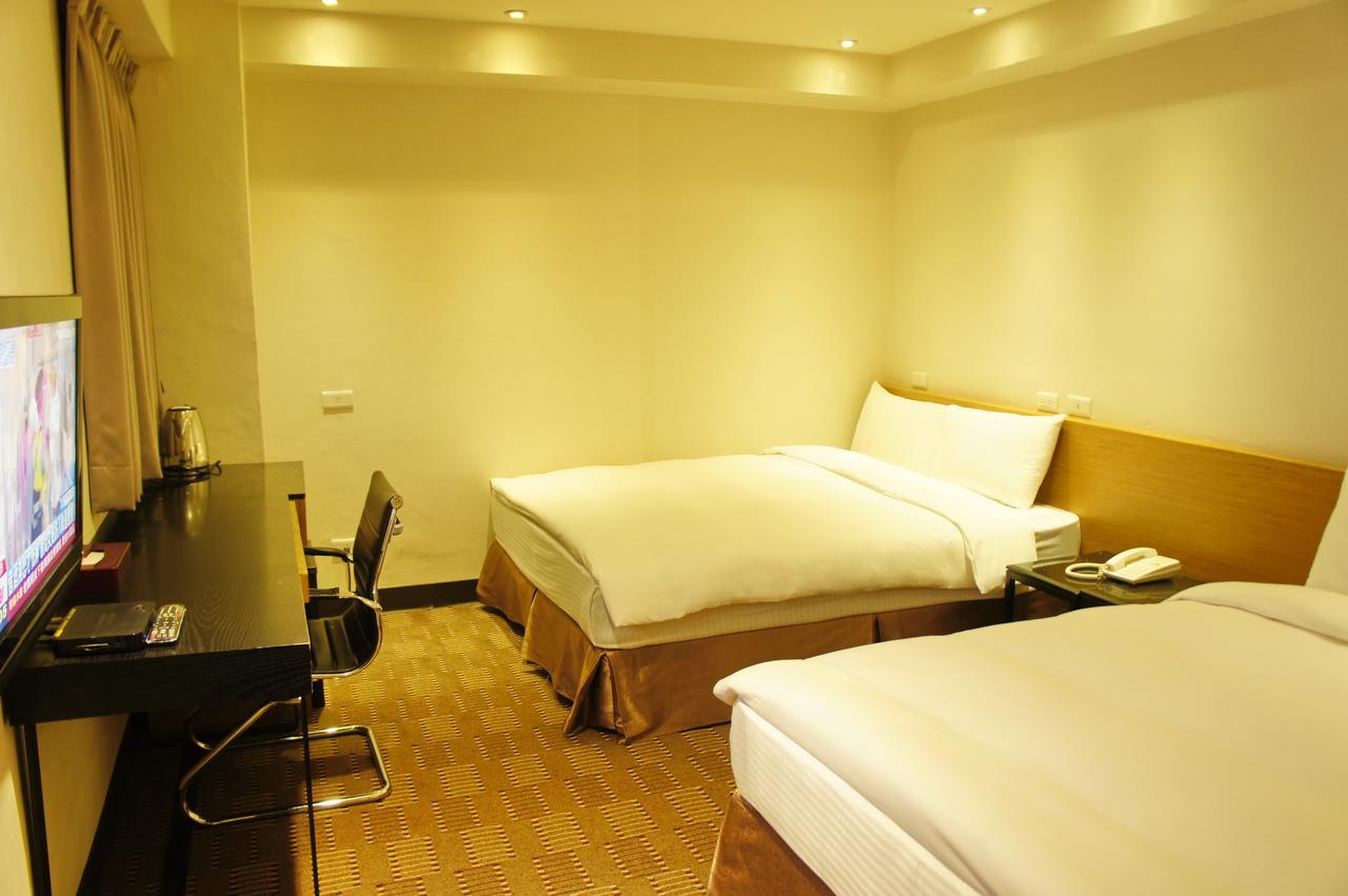 Country Garden Hotel Chiayi City Exterior photo