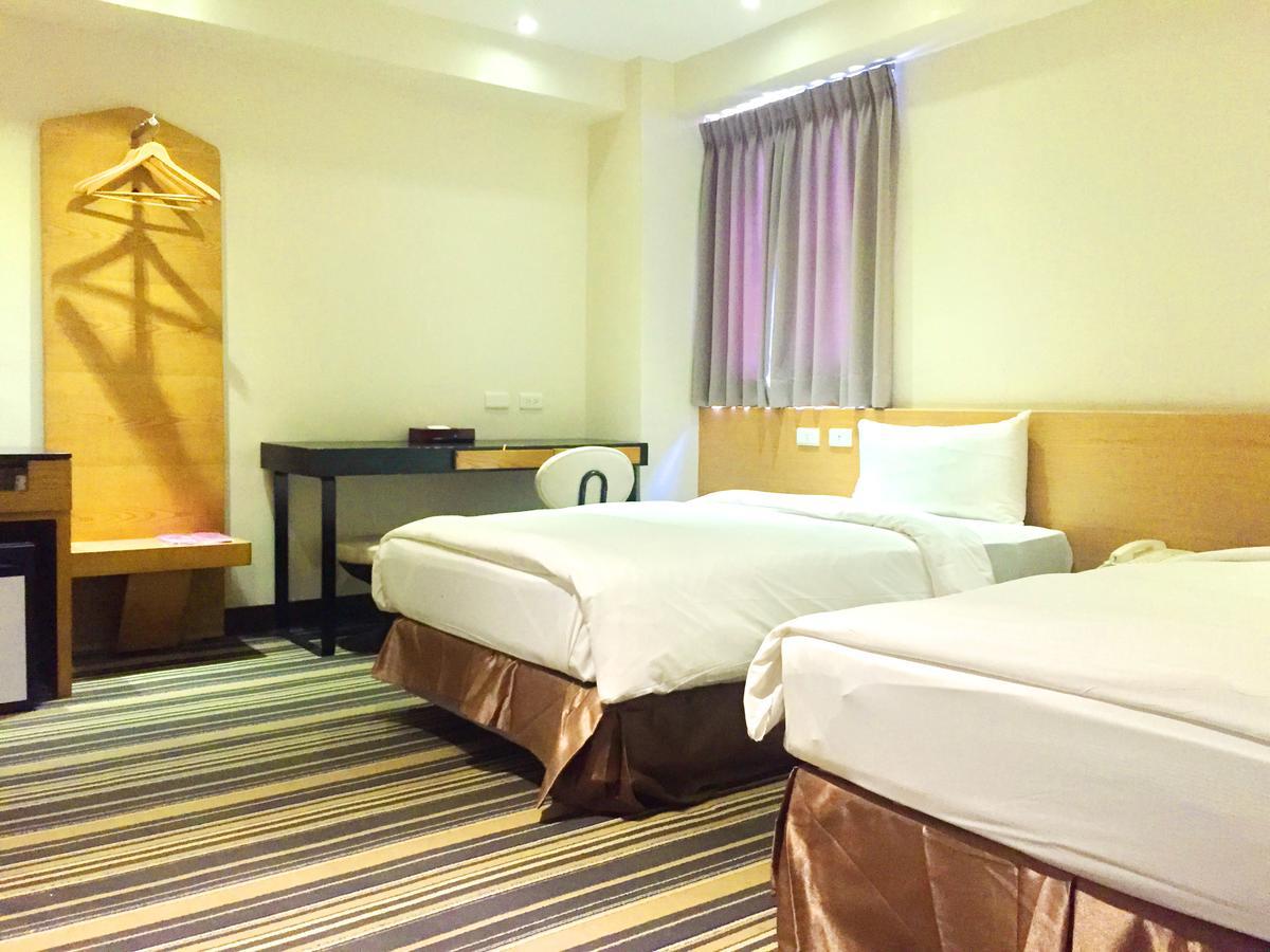 Country Garden Hotel Chiayi City Exterior photo