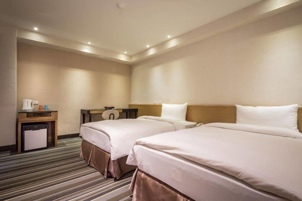 Country Garden Hotel Chiayi City Exterior photo