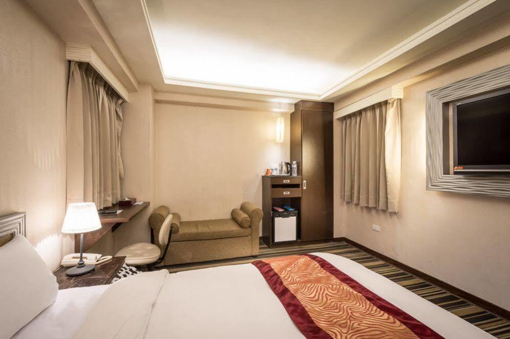 Country Garden Hotel Chiayi City Exterior photo